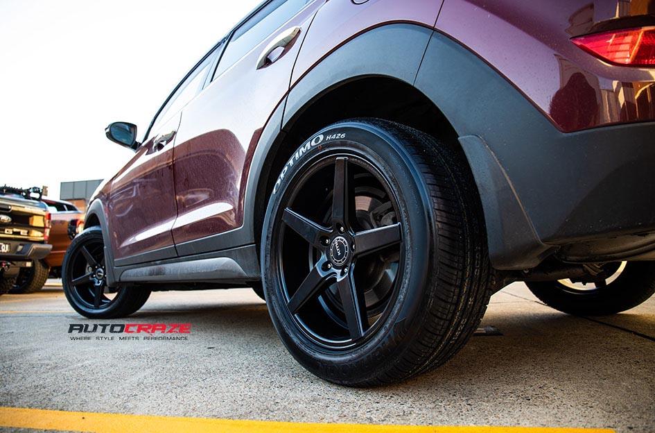HYUNDAI TUCSON DISTRICT SATIN BLACK